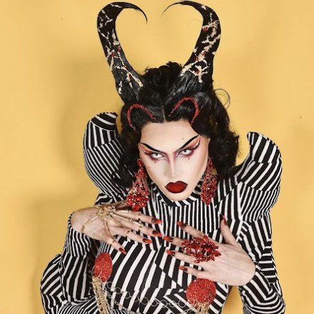 Alexandra Drag Queen