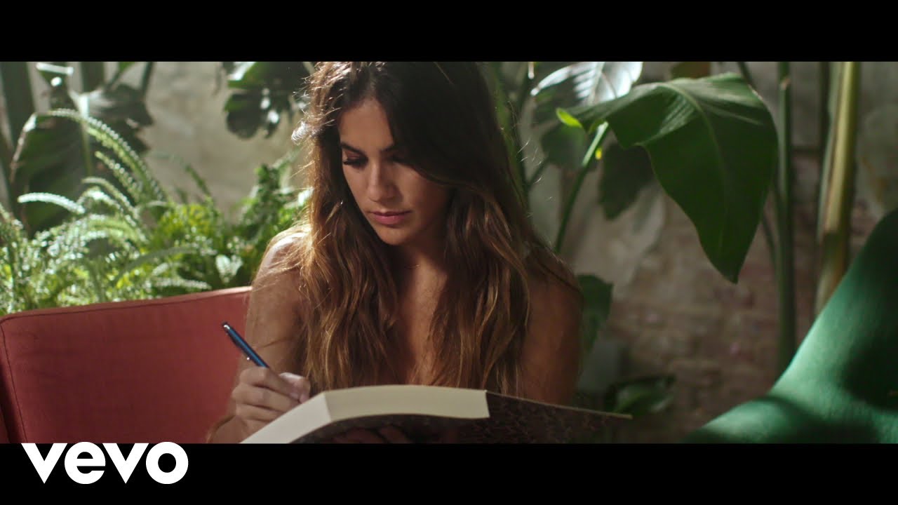 Vídeo: Julia Medina - Dime