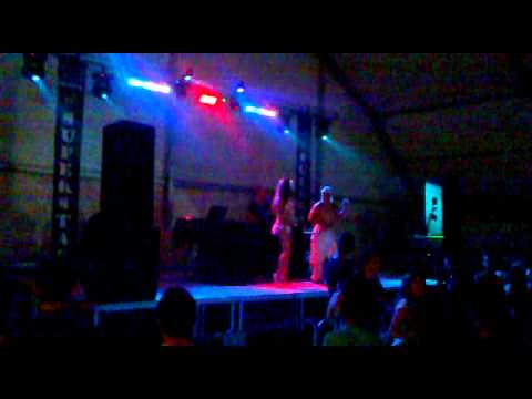 Vídeo: Fiestas Almozara, con gogos