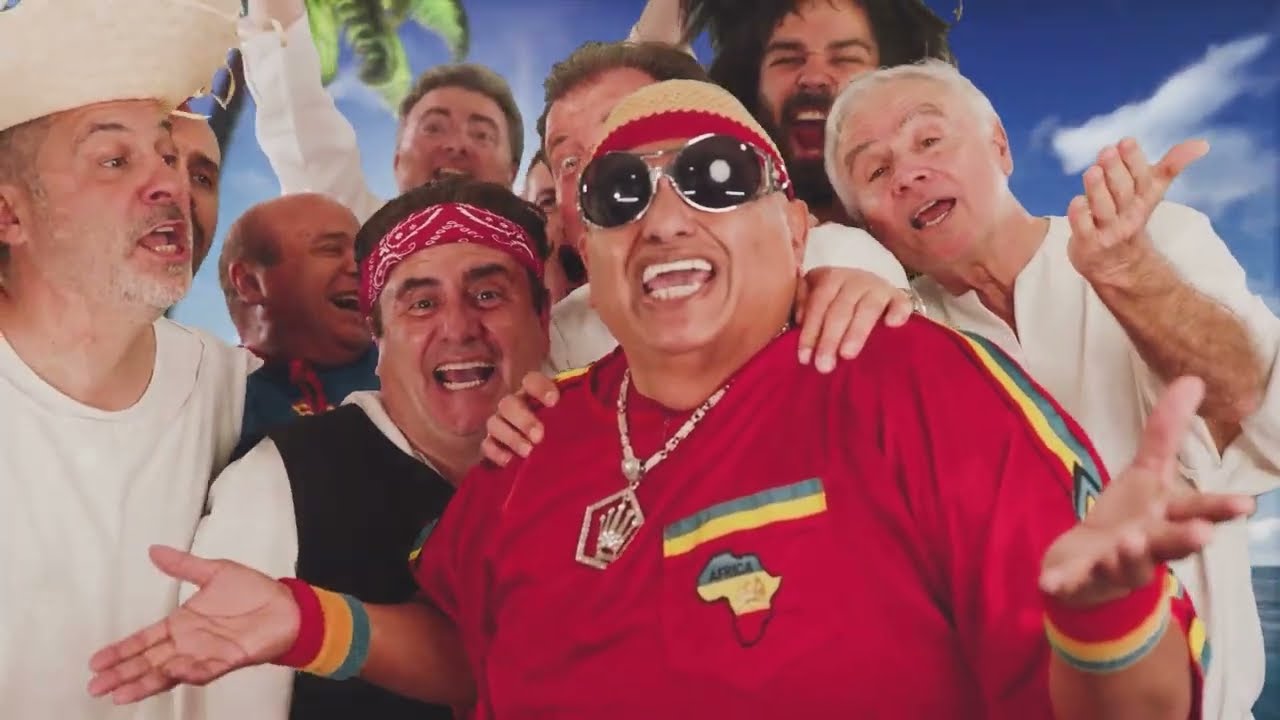 Vídeo: Los Inhumanos & King África (feat. Orfeón Brutal) - Mari Loli