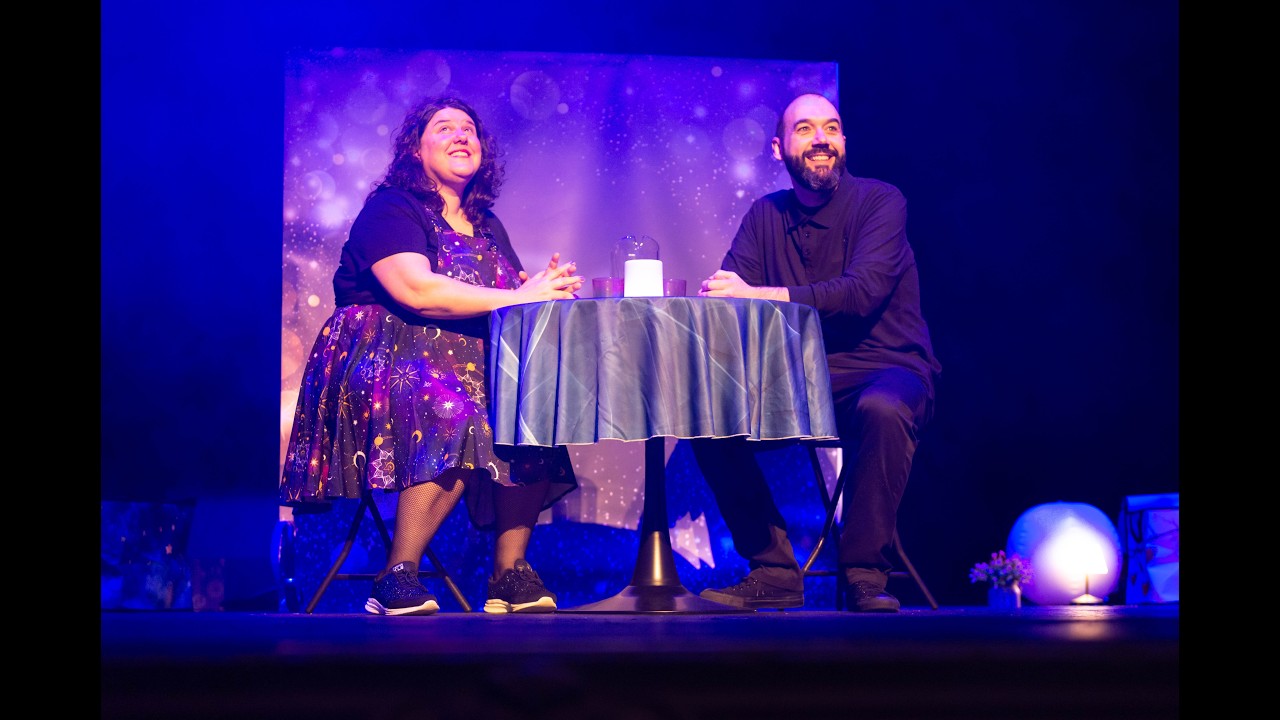 Vídeo: DINAMIA TEATRO. Risas y emoción.