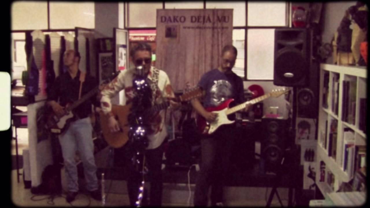Vídeo: The Cellar Door (live at Discos Cucos 2016)