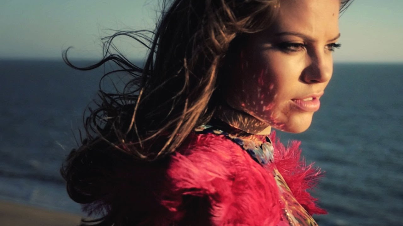 Vídeo: Maria Isabel - La vida solo es una