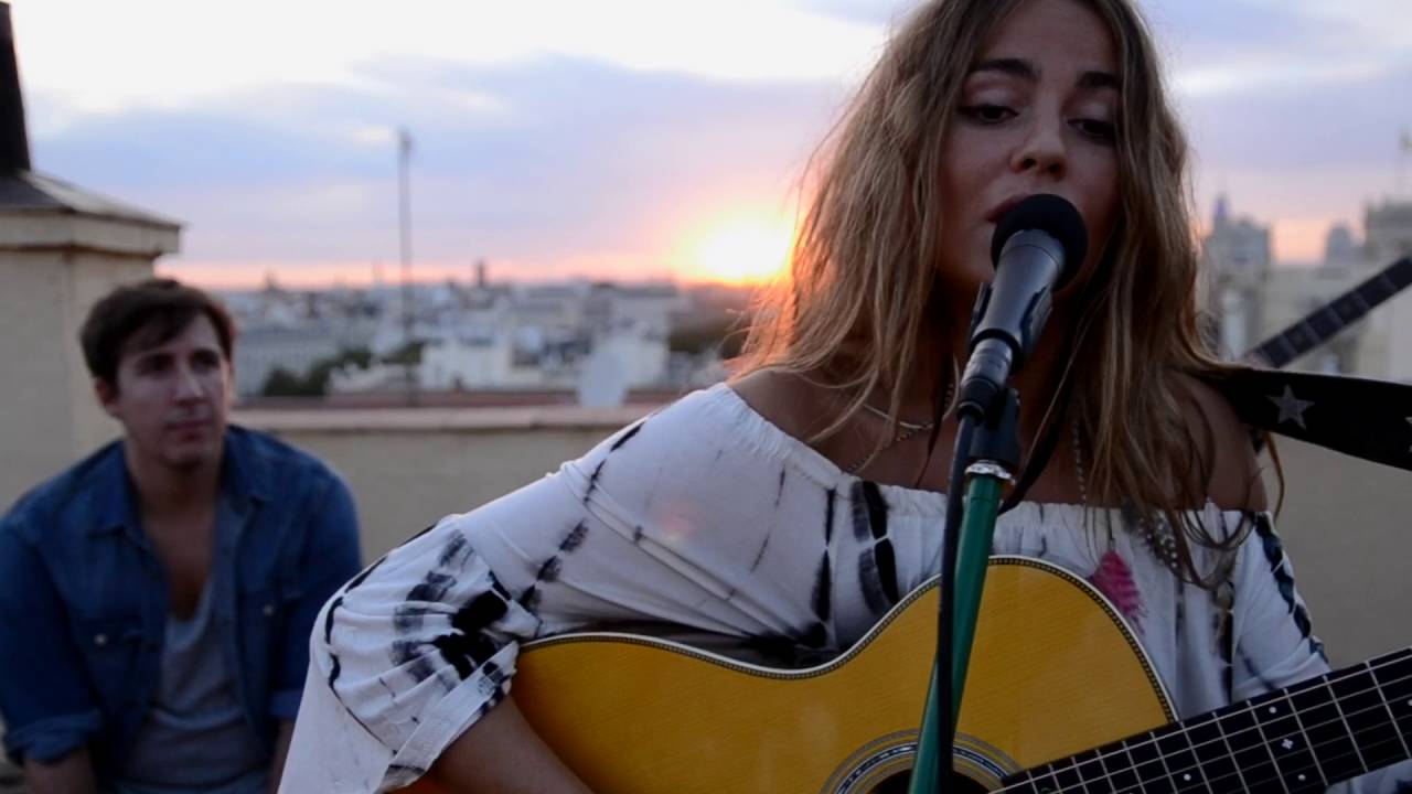 Vídeo: Sofía Ellar - Amor de anticuario