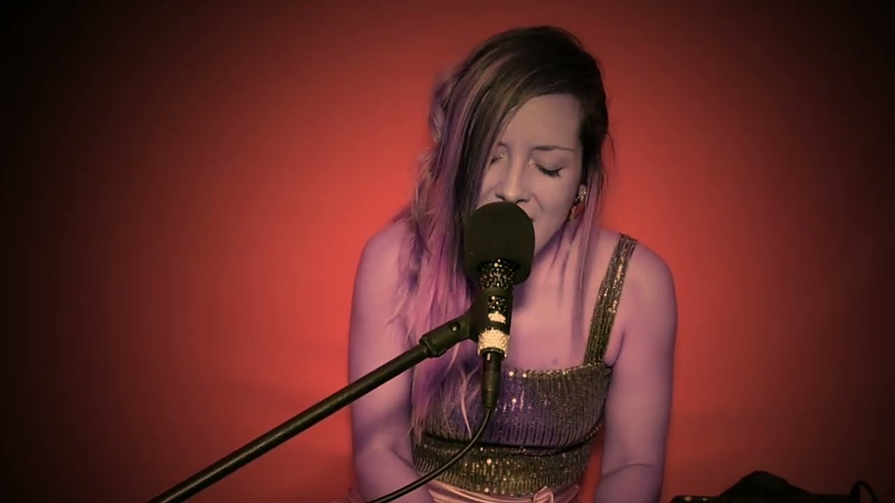 Vídeo: Pop & Soul - Piano y Voz Maryh