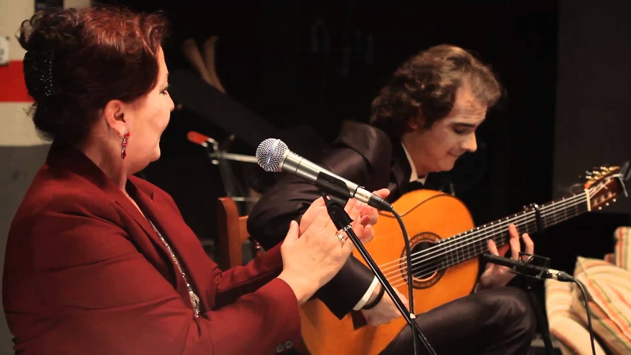 Vídeo: Carmen Linares - Como el agua